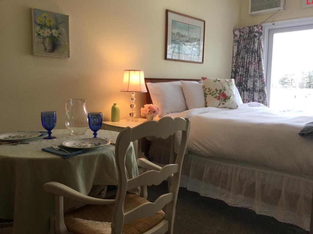 The Beach Rose Inn Веллс Екстер'єр фото